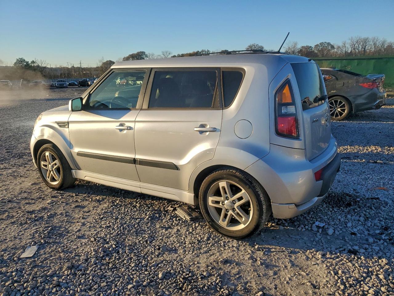 2011 KIA SOUL + photo 2