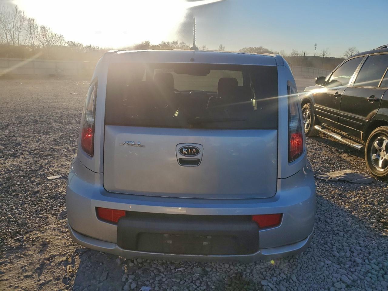 2011 KIA SOUL + photo 6