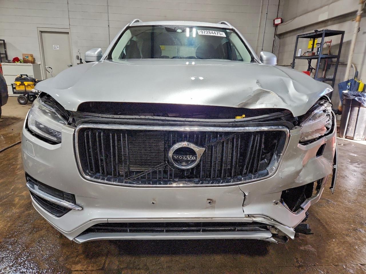 2016 VOLVO XC90 T6 photo 5