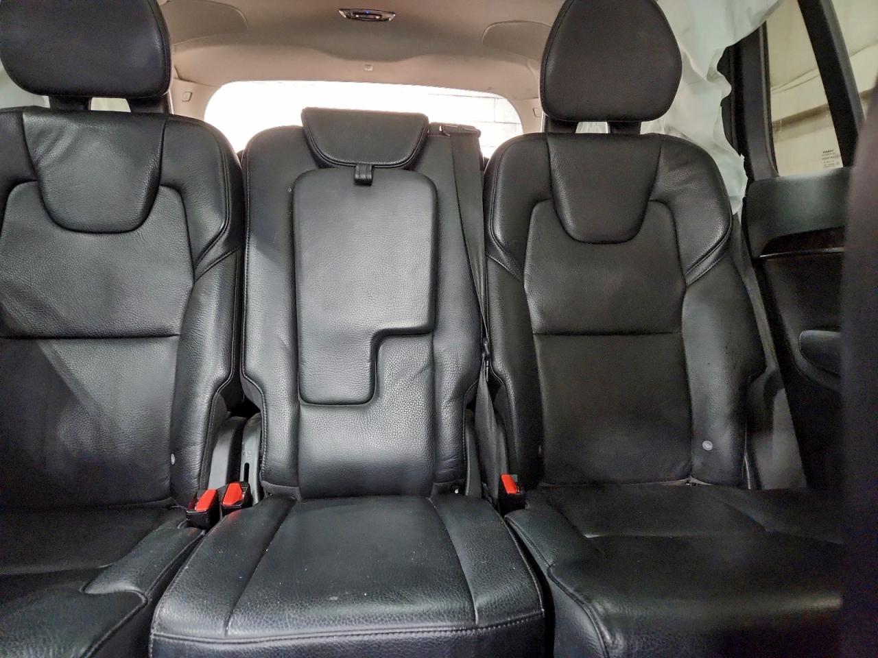 2016 VOLVO XC90 T6 photo 10