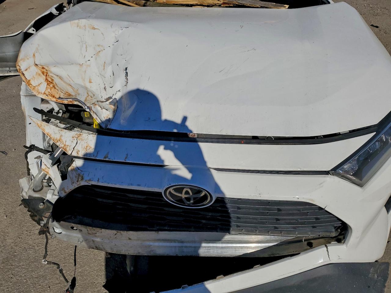 2021 TOYOTA RAV4 photo 11