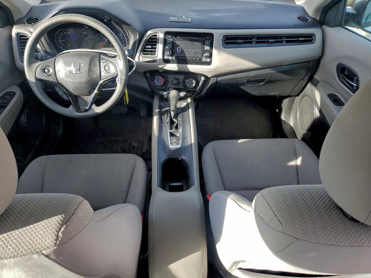2016 HONDA HR-V LX photo 8