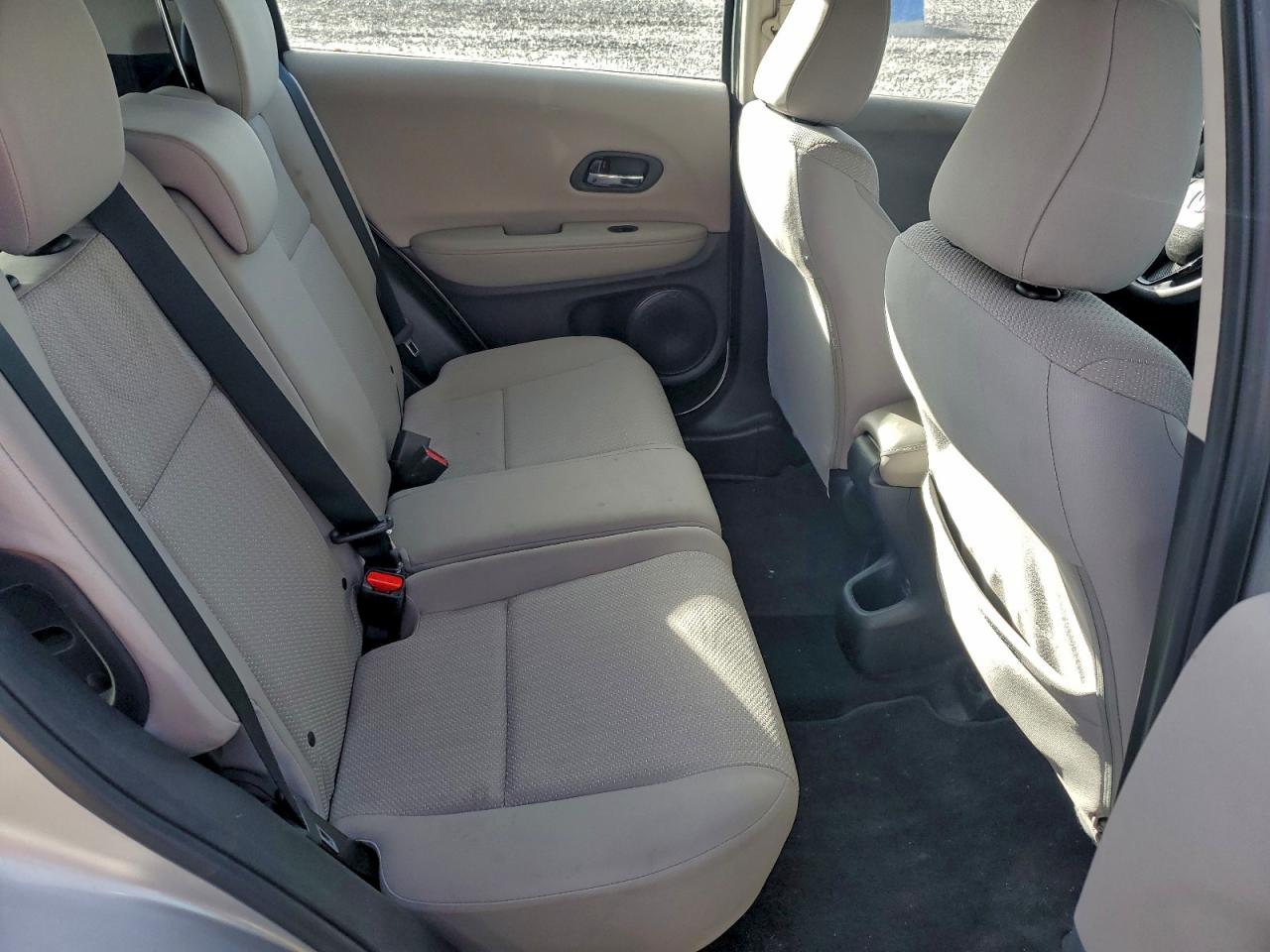 2016 HONDA HR-V LX photo 11