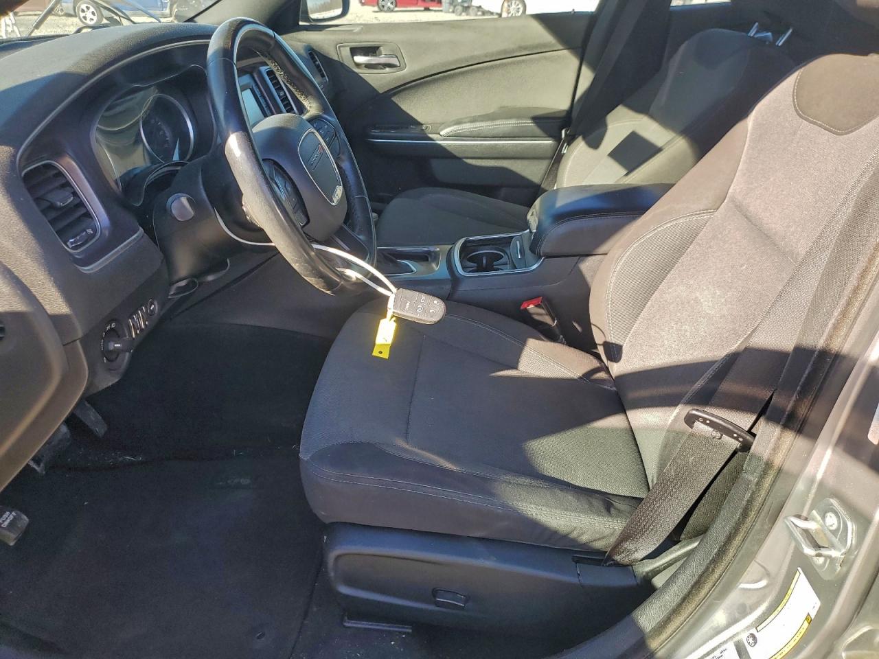 2015 DODGE CHARGER SE photo 7