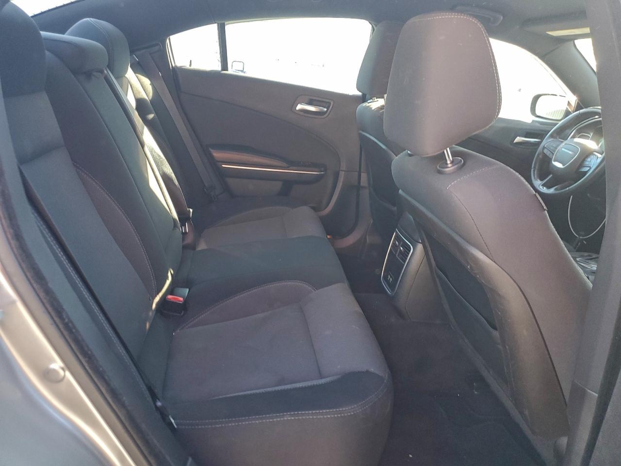 2015 DODGE CHARGER SE photo 10