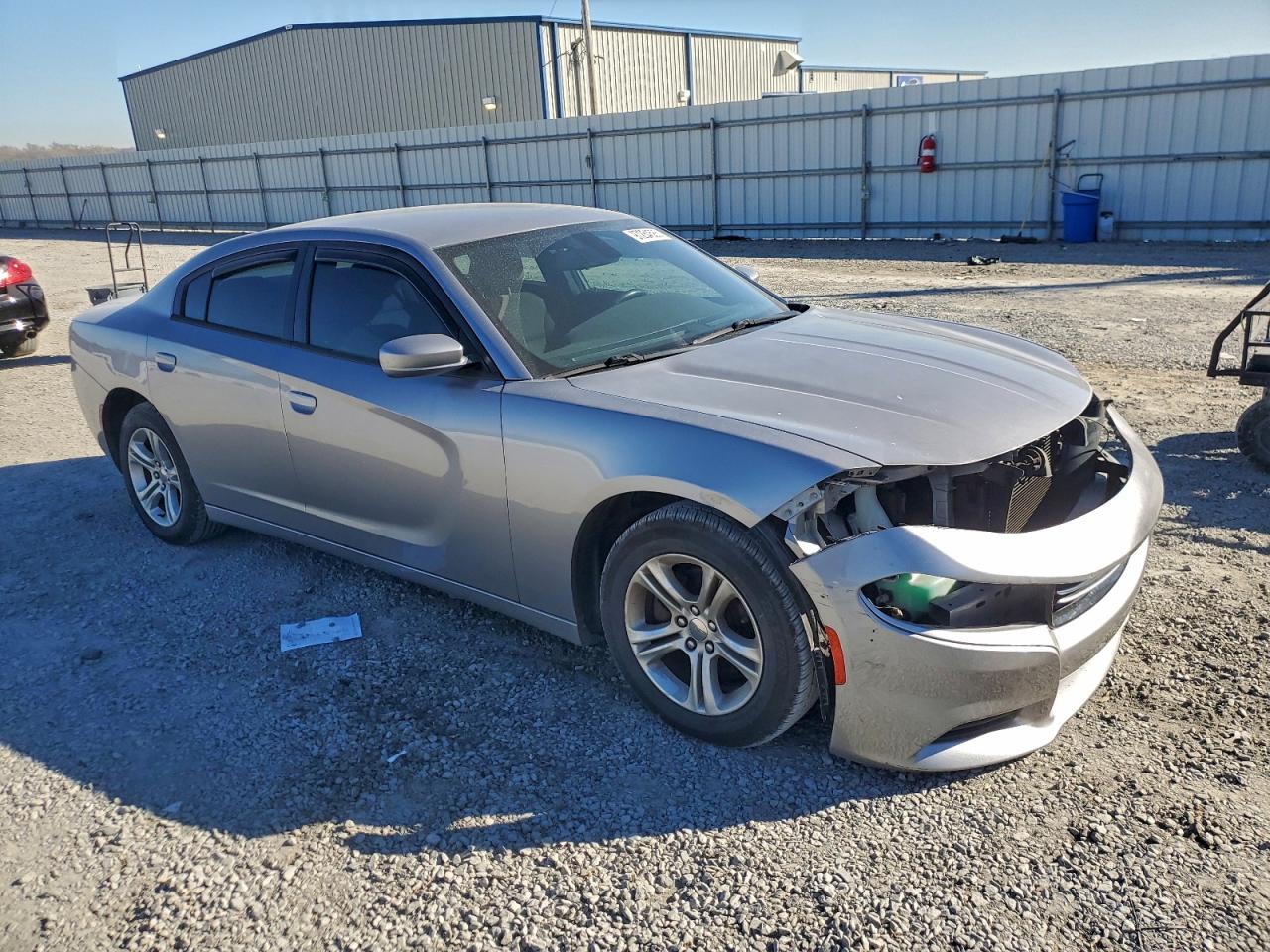 2015 DODGE CHARGER SE photo 4