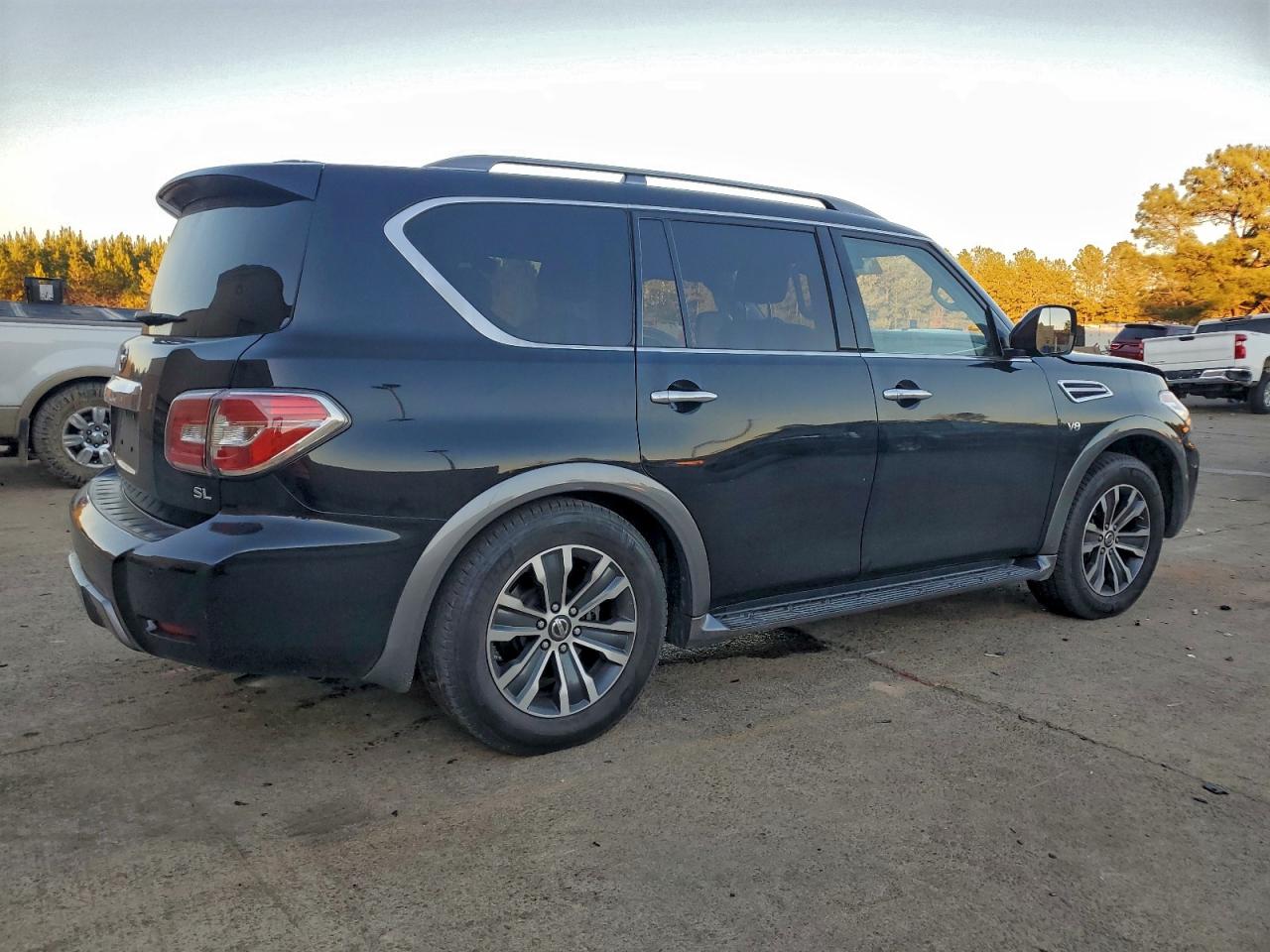 2019 NISSAN ARMADA SV photo 5
