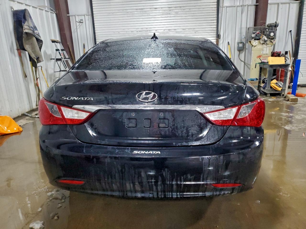 2013 HYUNDAI SONATA GLS photo 11