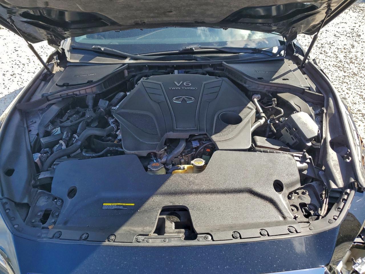 2018 INFINITI Q50 LUXE photo 21