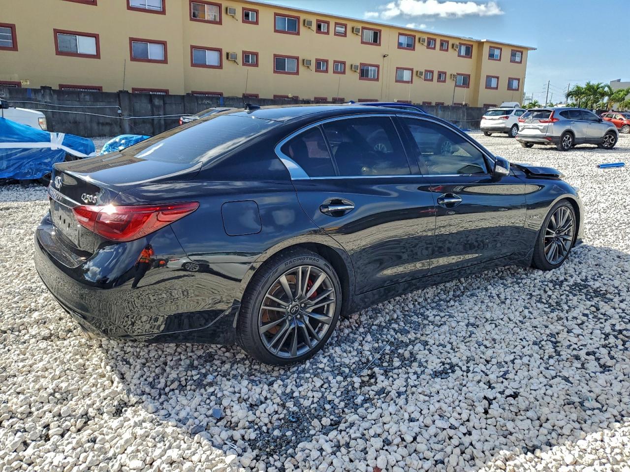 2018 INFINITI Q50 LUXE photo 5