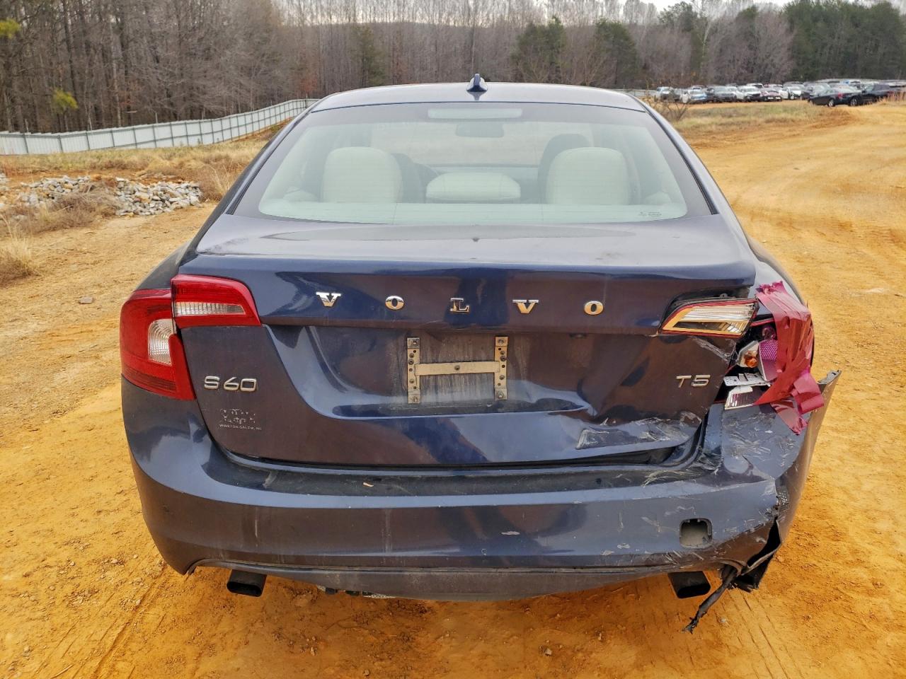 2014 VOLVO S60 T5 photo 11