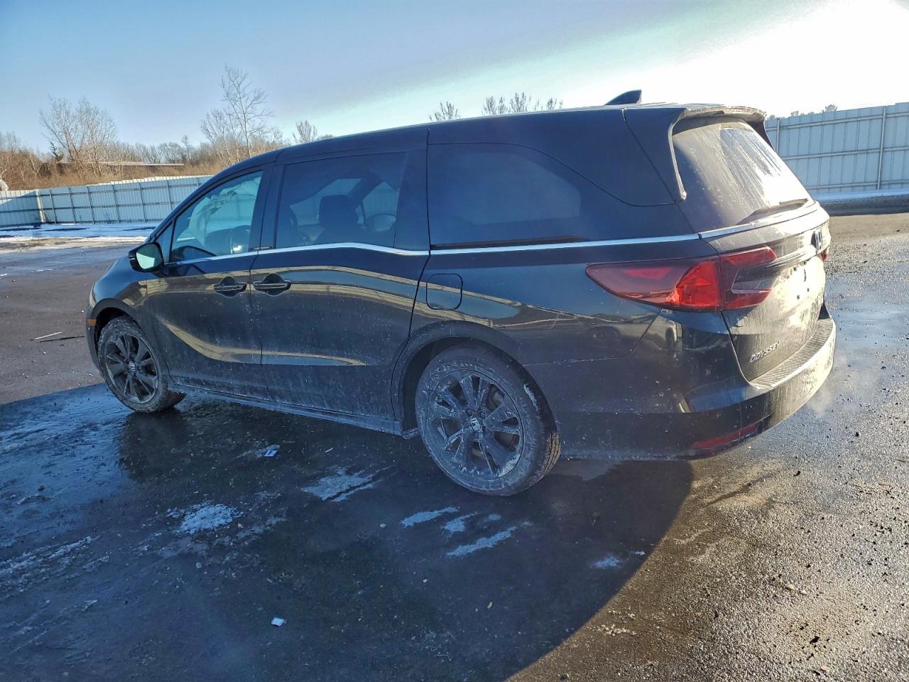 2023 HONDA ODYSSEY SPORT-L photo 3