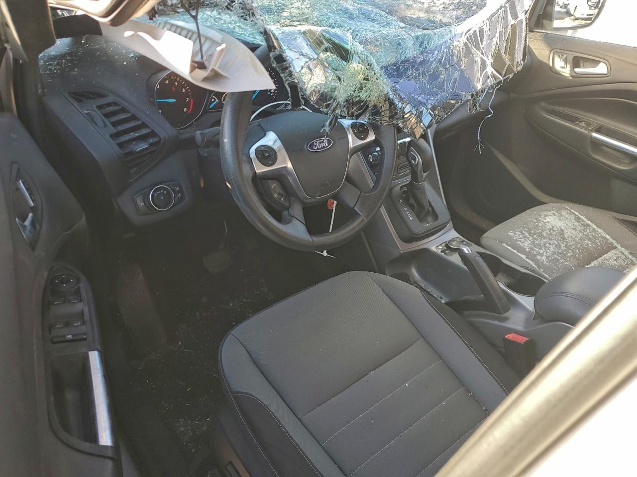 2016 FORD ESCAPE SE photo 8