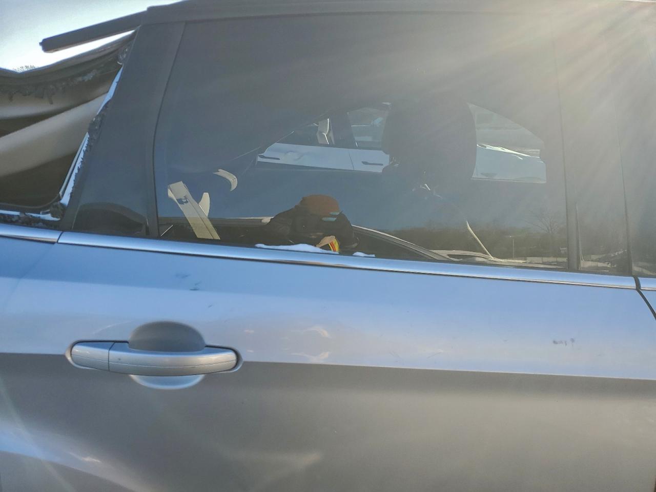 2016 FORD ESCAPE SE photo 11