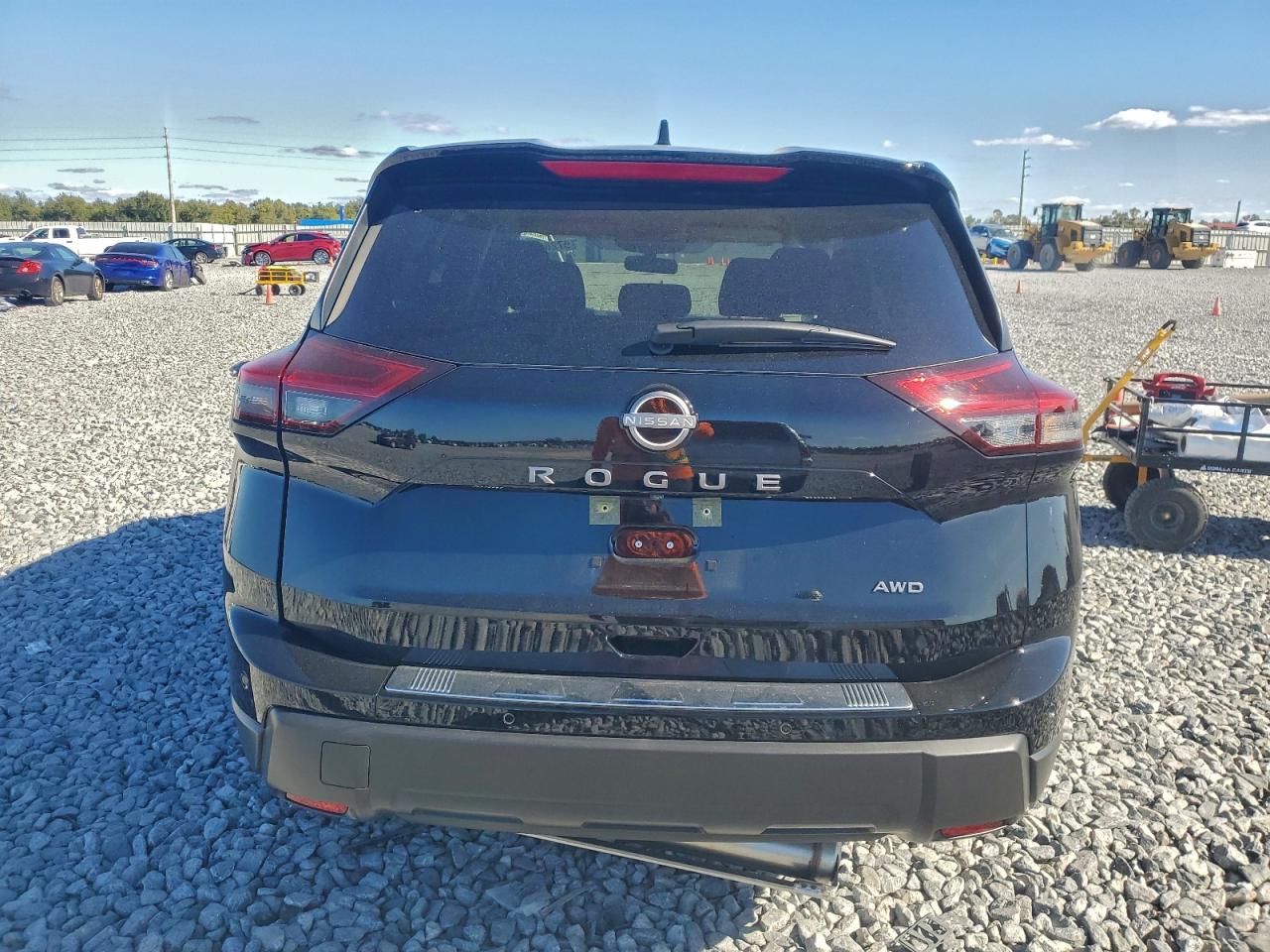 2025 NISSAN ROGUE SV photo 11