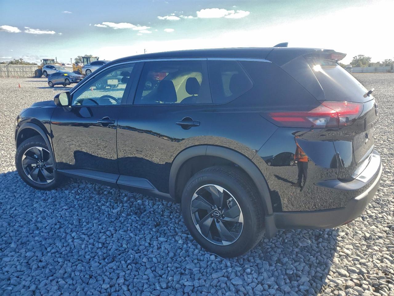 2025 NISSAN ROGUE SV photo 3