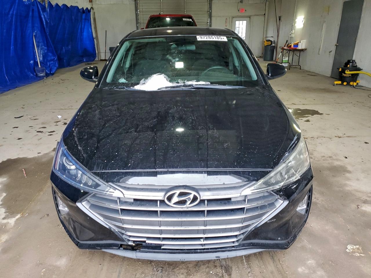 2019 HYUNDAI ELANTRA SEL photo 17