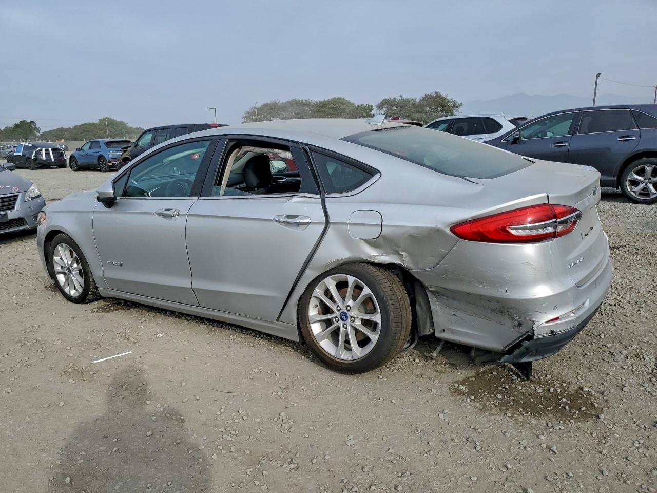 2019 FORD FUSION SE photo 4