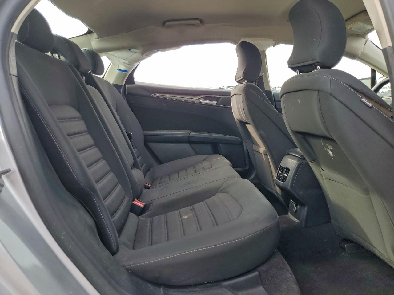 2019 FORD FUSION SE photo 28