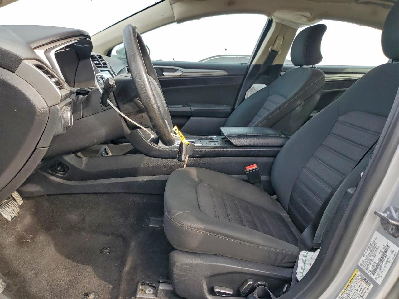 2019 FORD FUSION SE photo 19