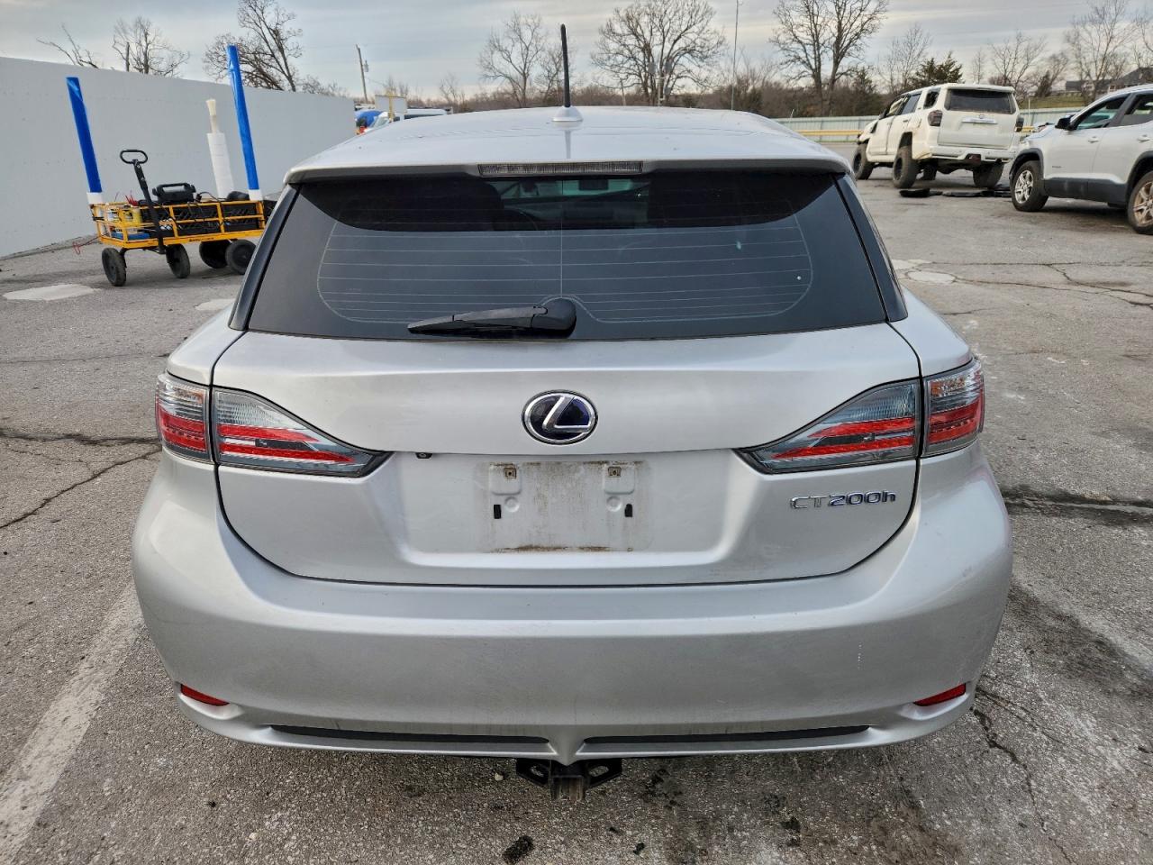 2012 LEXUS CT 200 photo 11