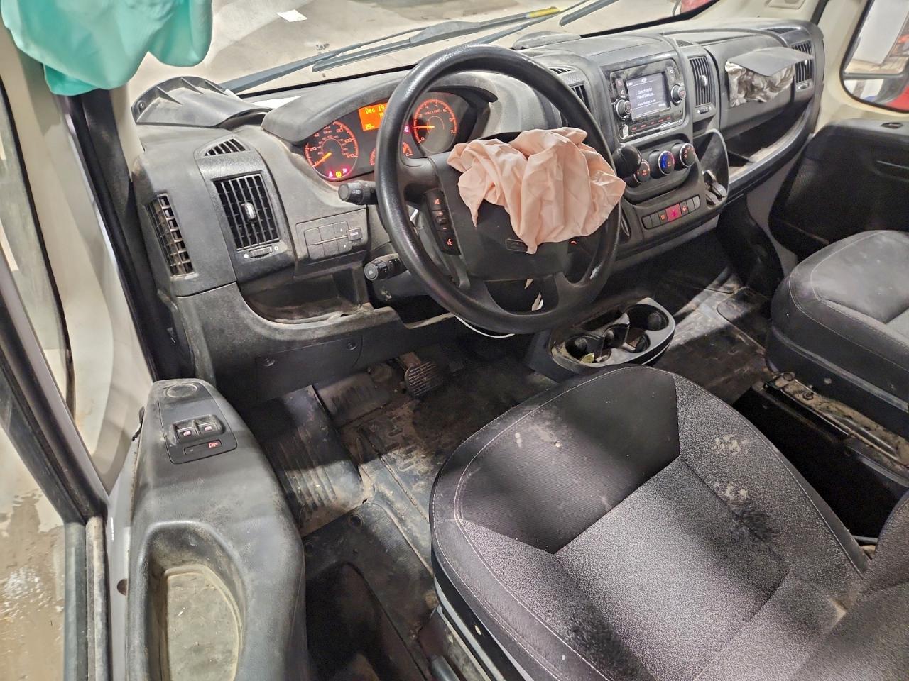 2021 RAM PROMASTER 2500 DELIVERY VAN photo 22