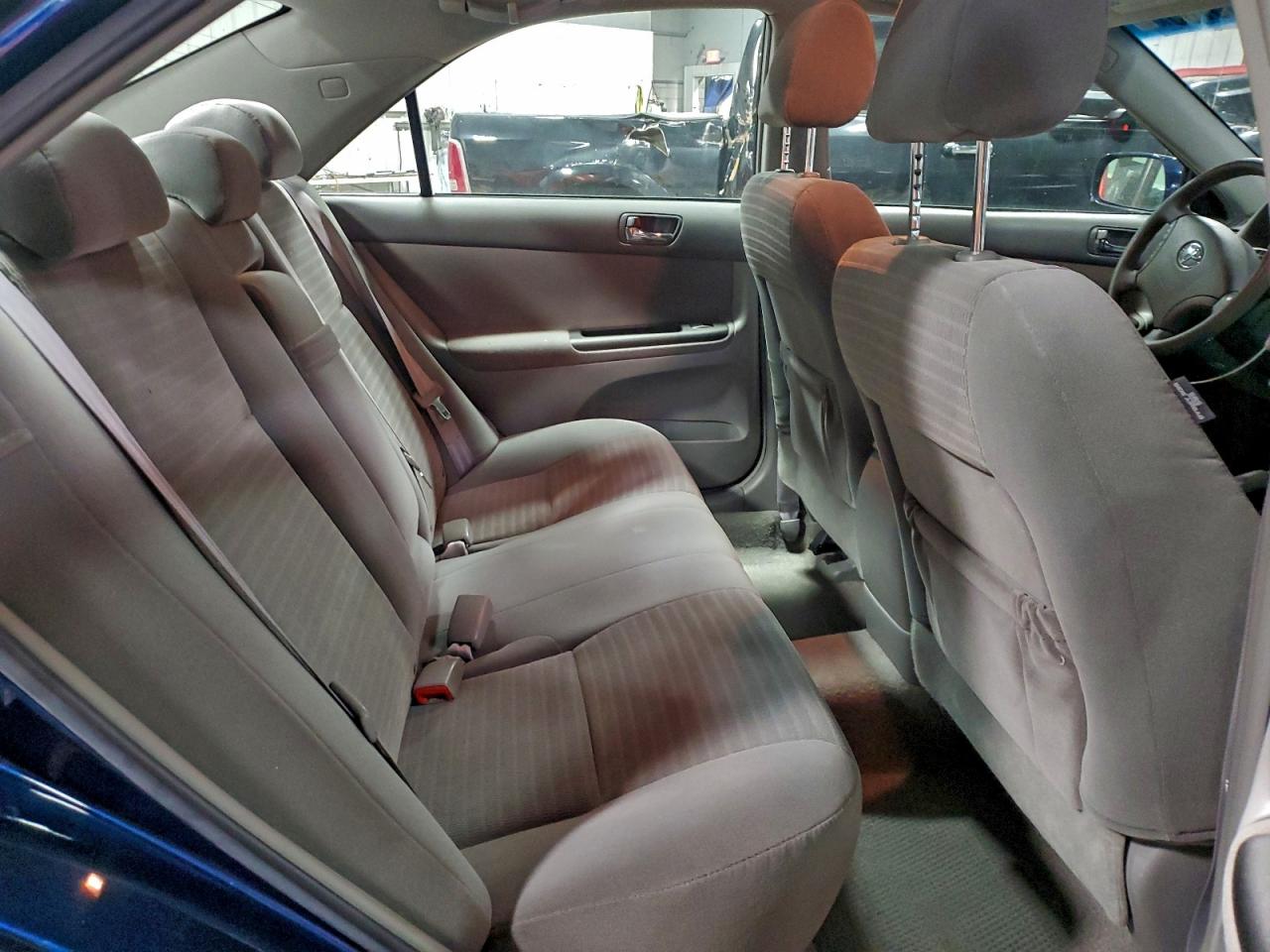 2005 TOYOTA CAMRY LE photo 10
