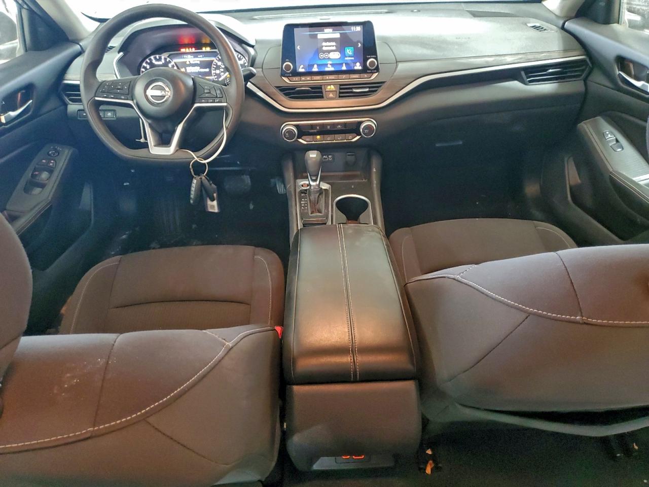 2024 NISSAN ALTIMA SV photo 8