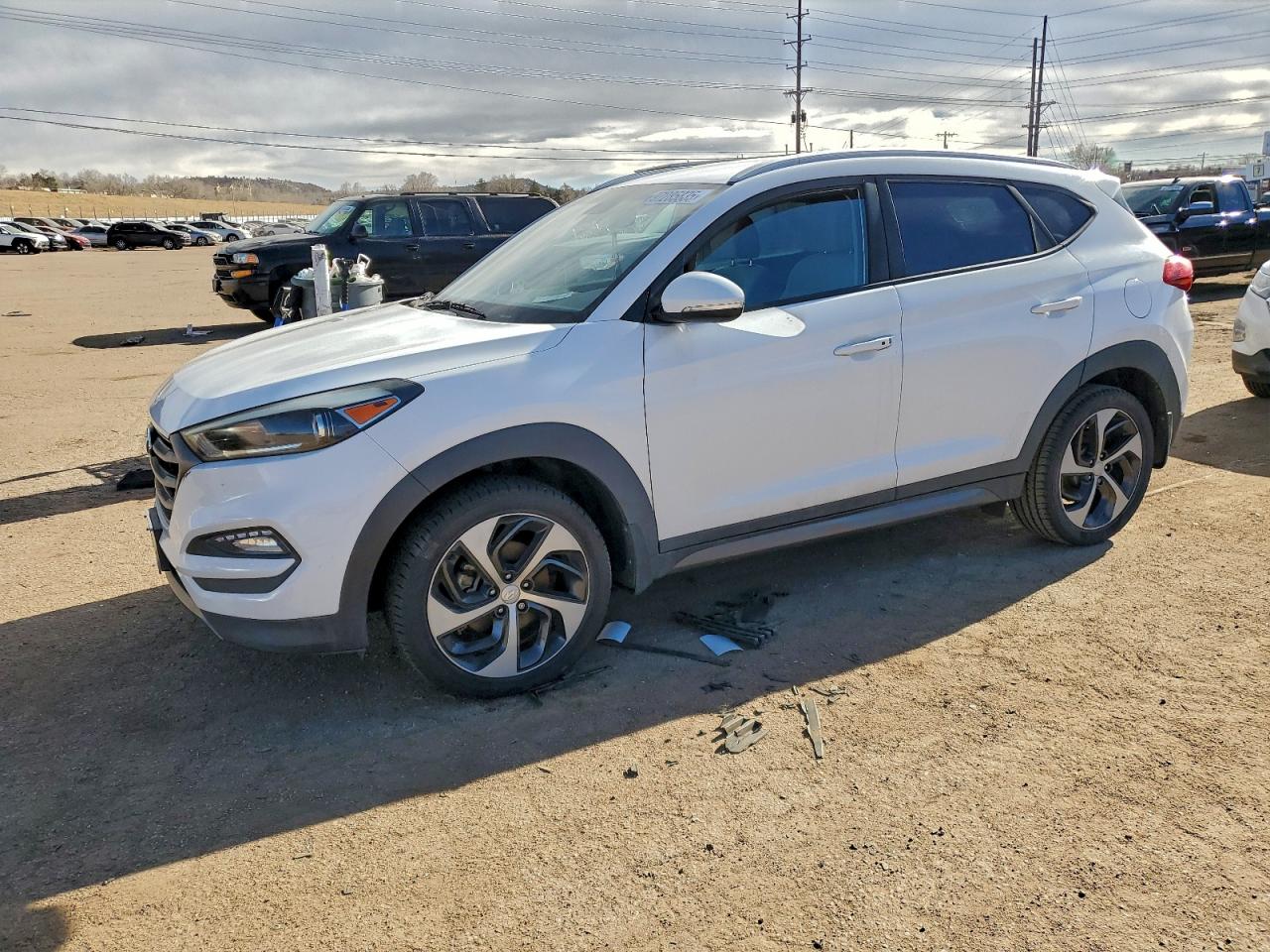 2016 HYUNDAI TUCSON