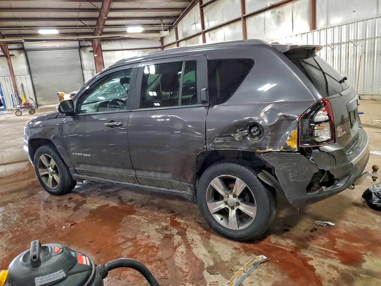 2016 JEEP COMPASS LATITUDE photo 3