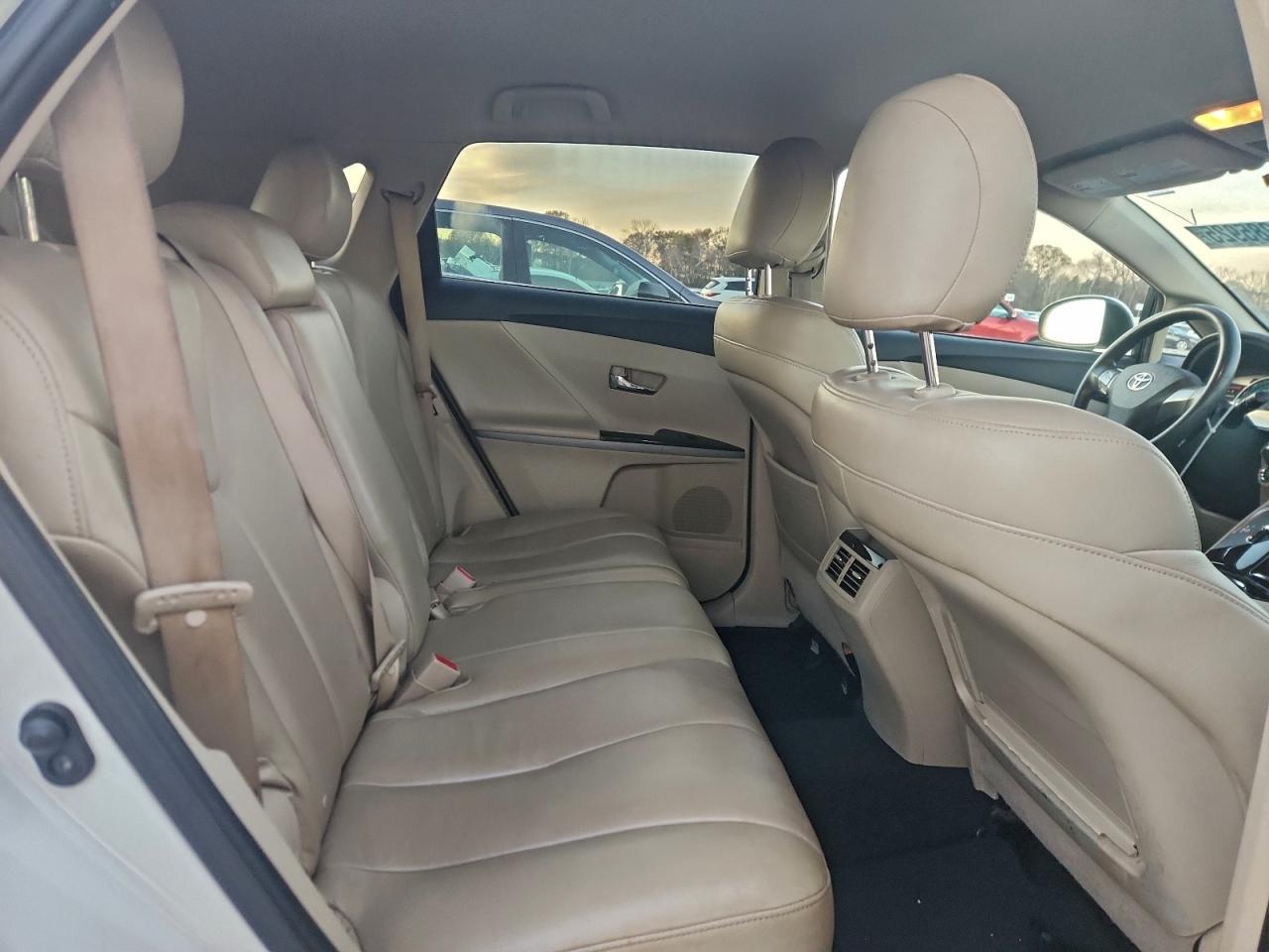 2009 TOYOTA VENZA photo 11