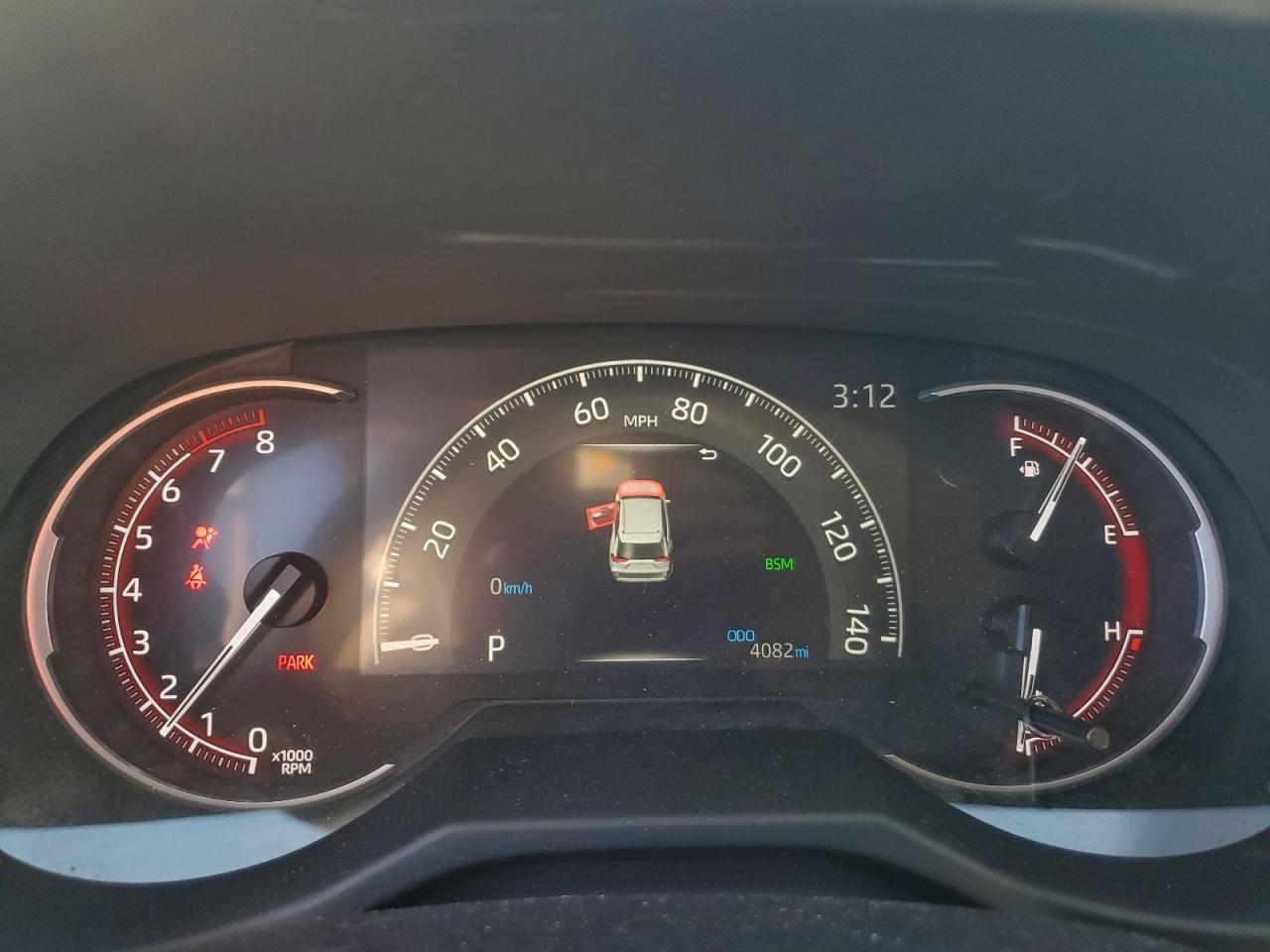 2024 TOYOTA RAV4 XLE PREMIUM photo 17