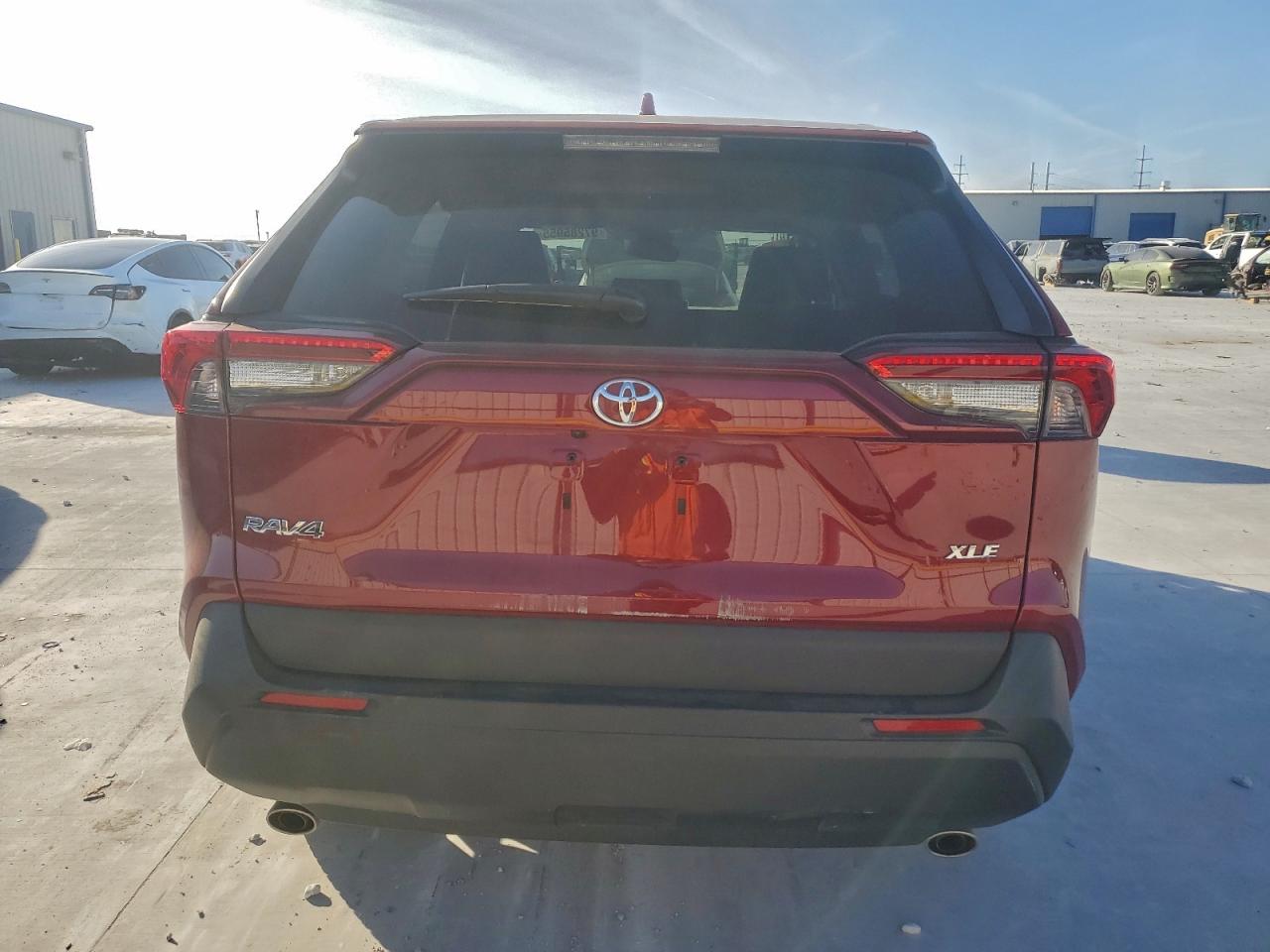 2024 TOYOTA RAV4 XLE PREMIUM photo 11