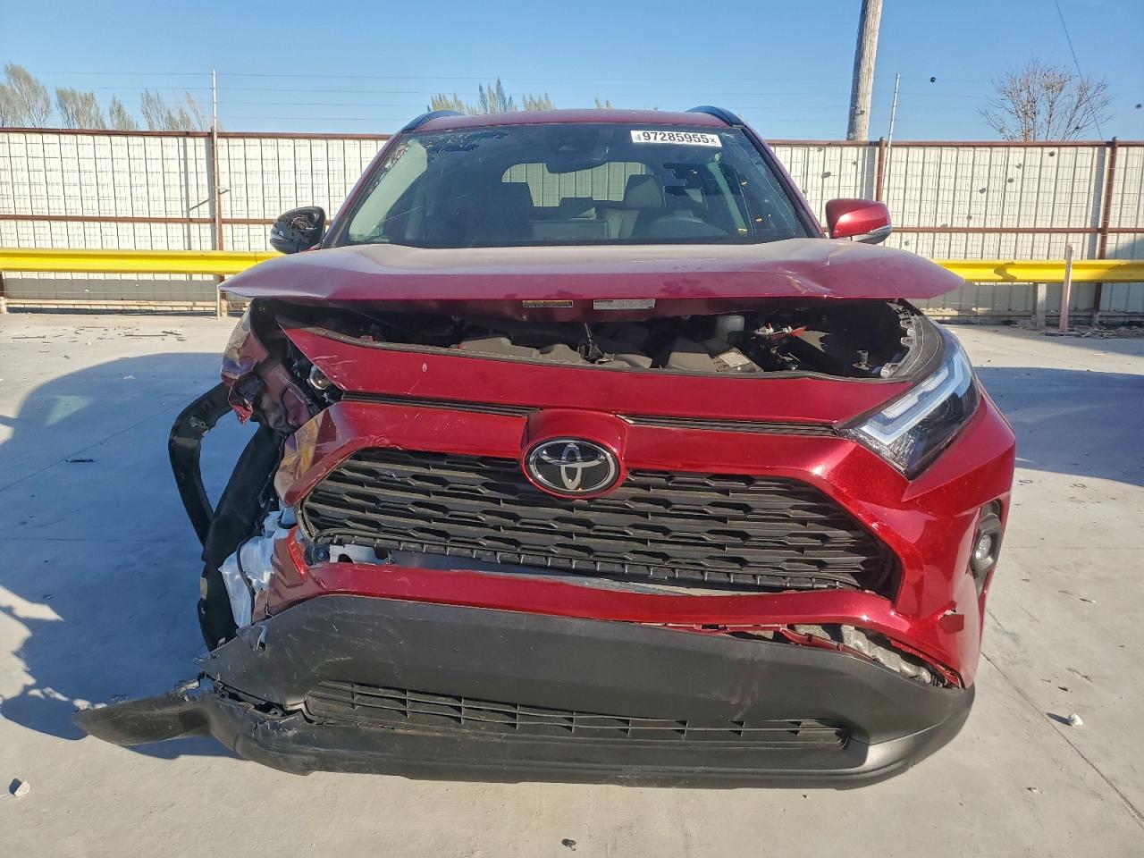 2024 TOYOTA RAV4 XLE PREMIUM photo 9
