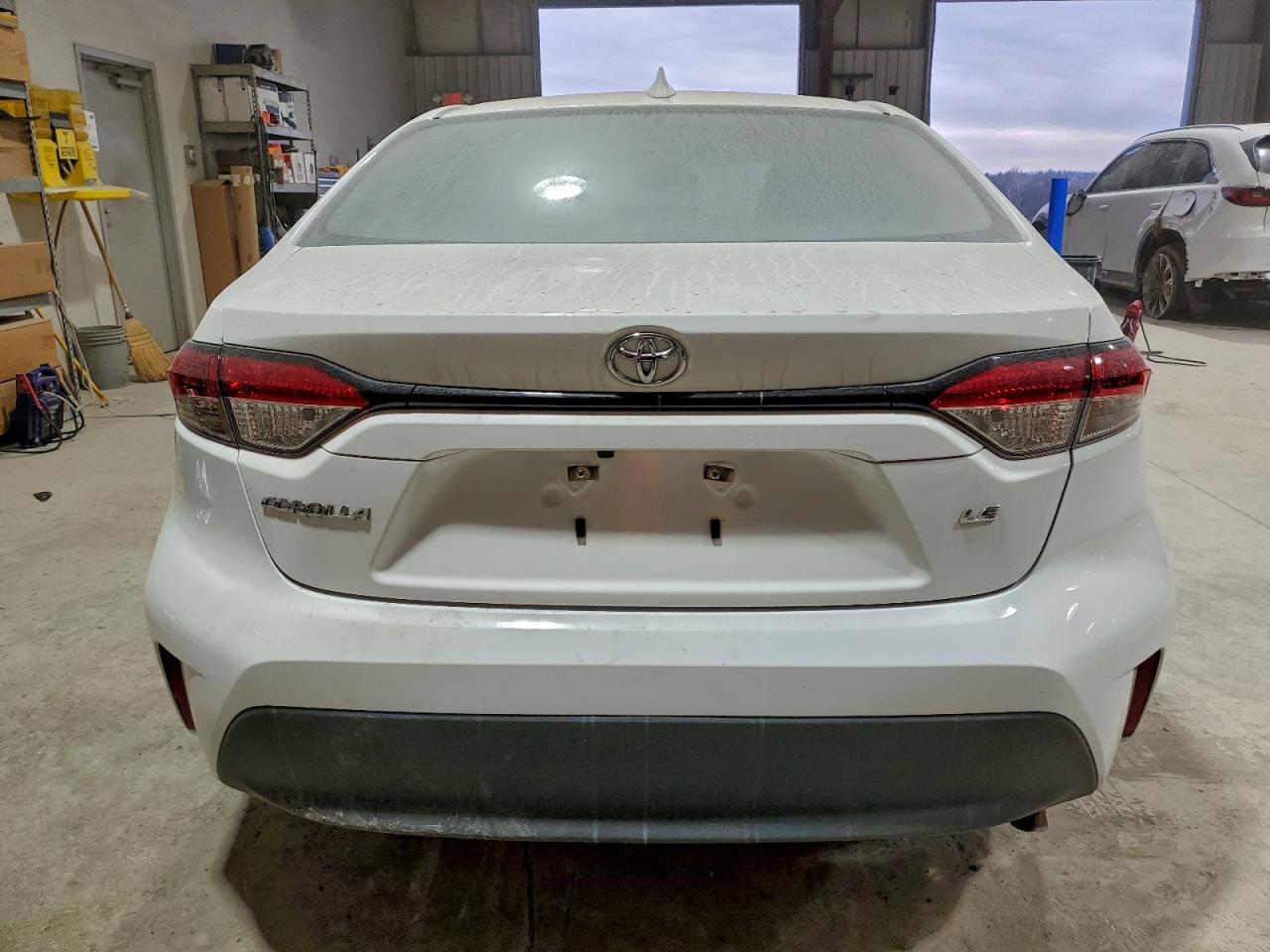 2024 TOYOTA COROLLA LE photo 11