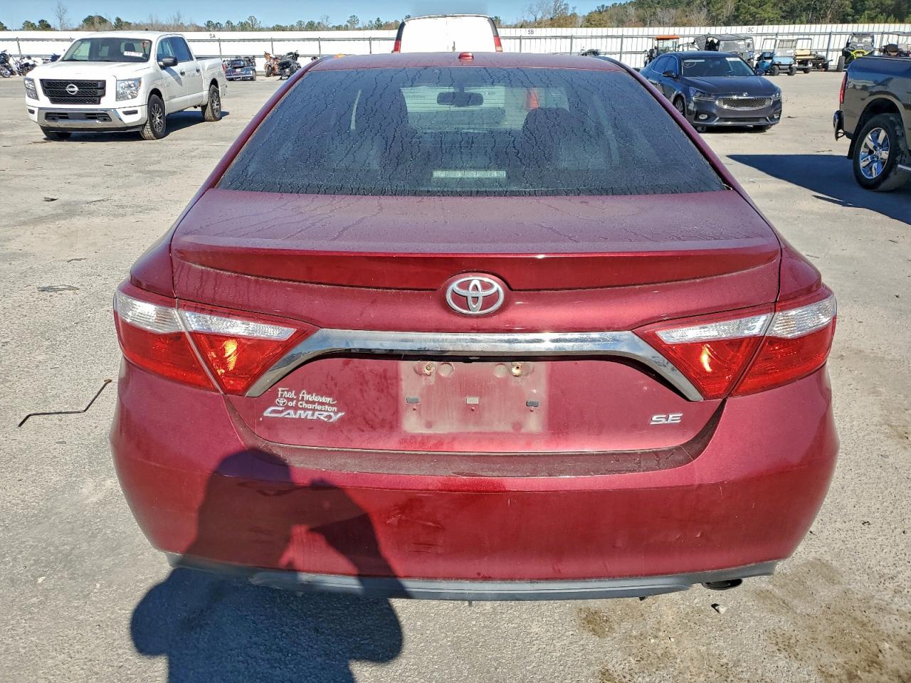 2015 TOYOTA CAMRY LE photo 6