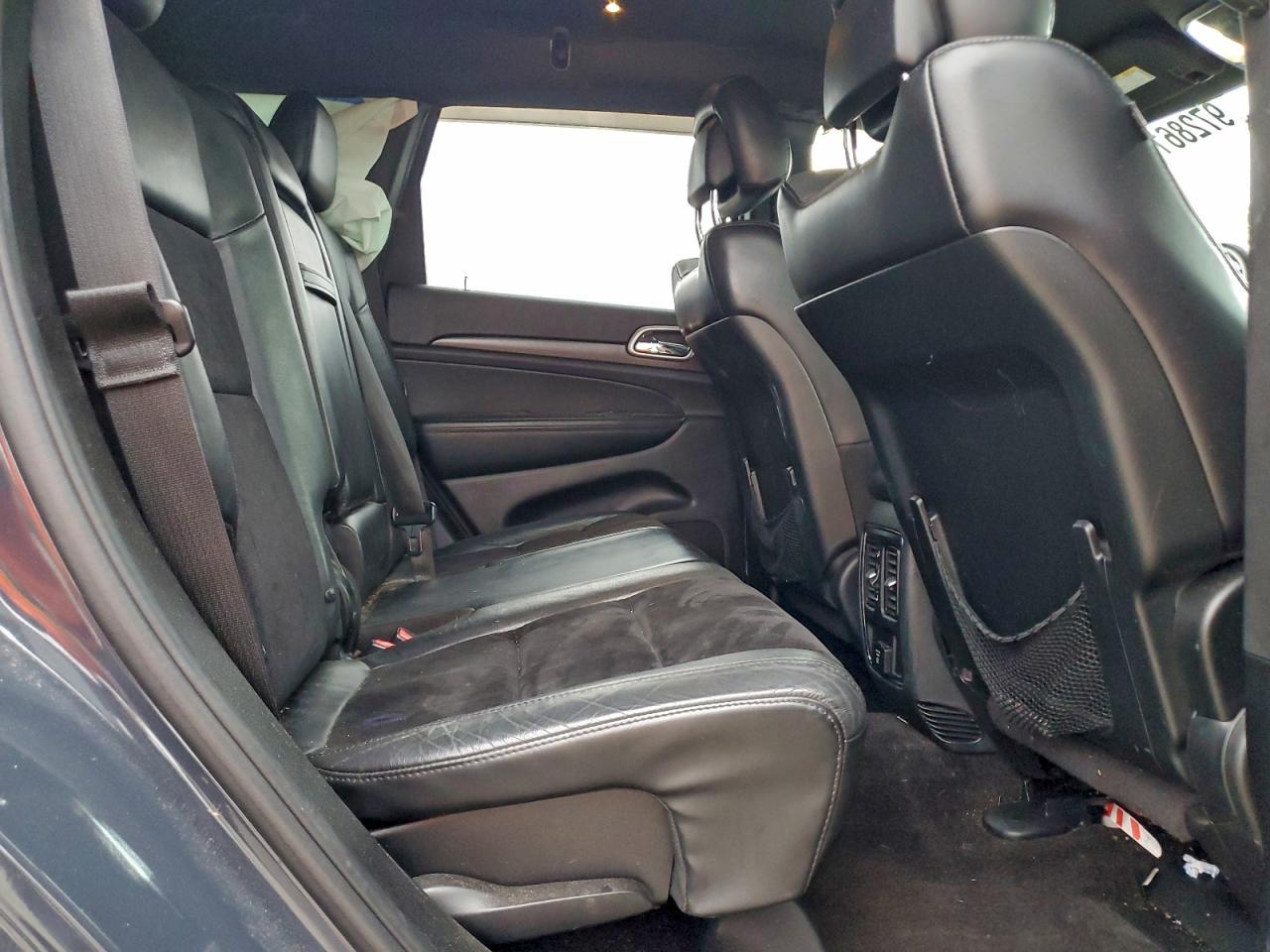 2018 JEEP GRAND CHEROKEE LAREDO photo 11