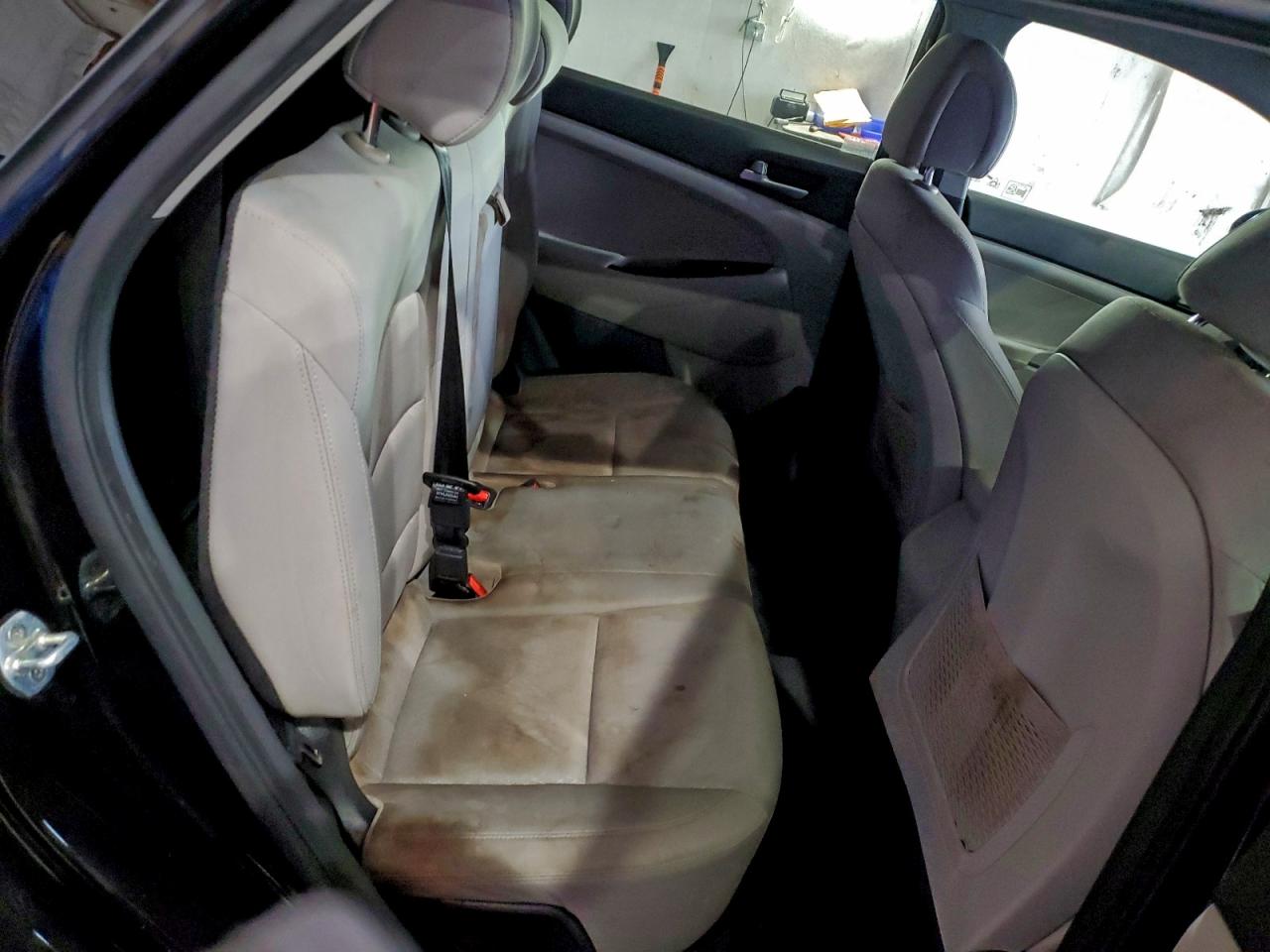 2018 HYUNDAI TUCSON SE photo 21