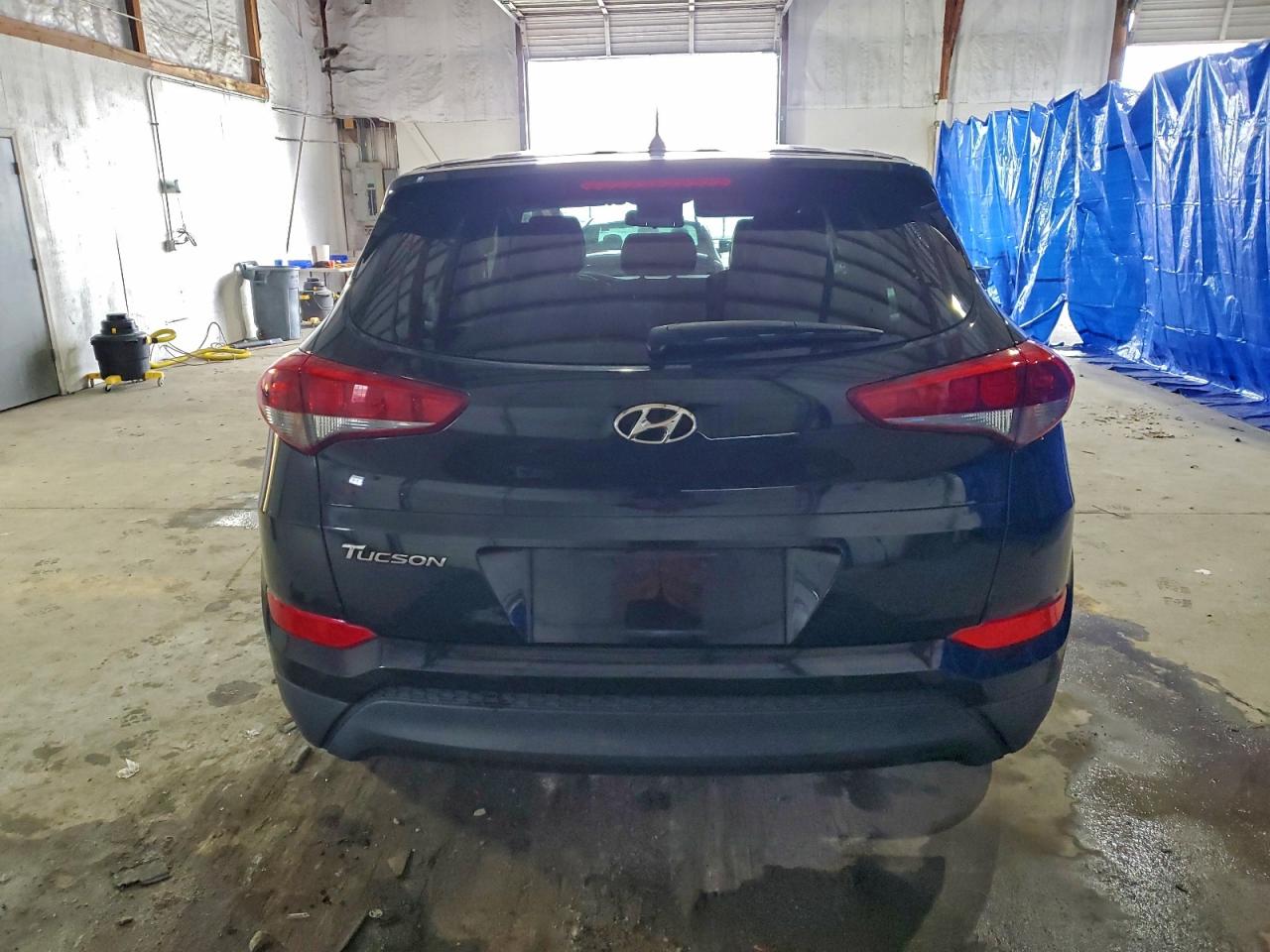 2018 HYUNDAI TUCSON SE photo 11