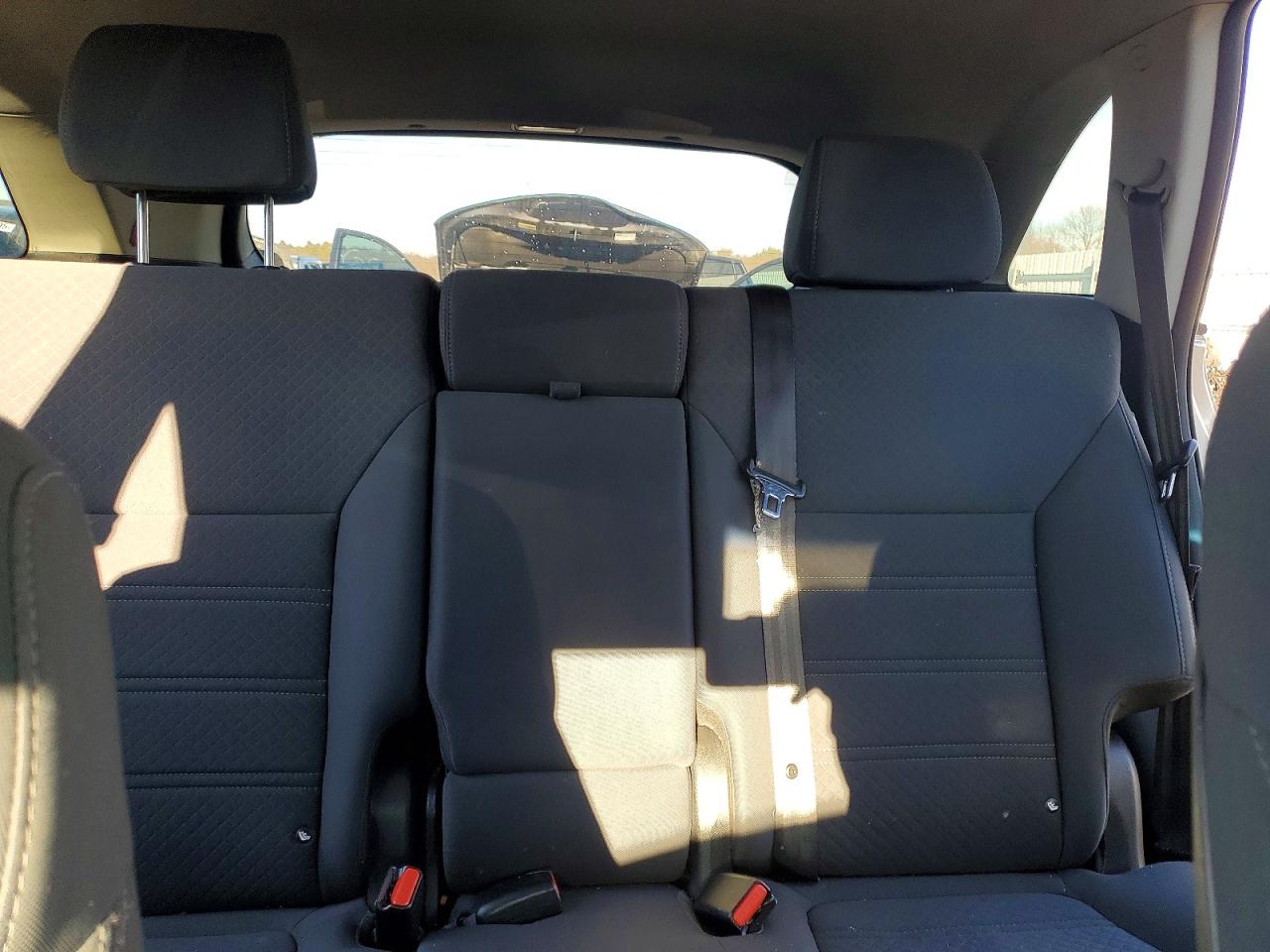 2017 KIA SORENTO LX photo 10
