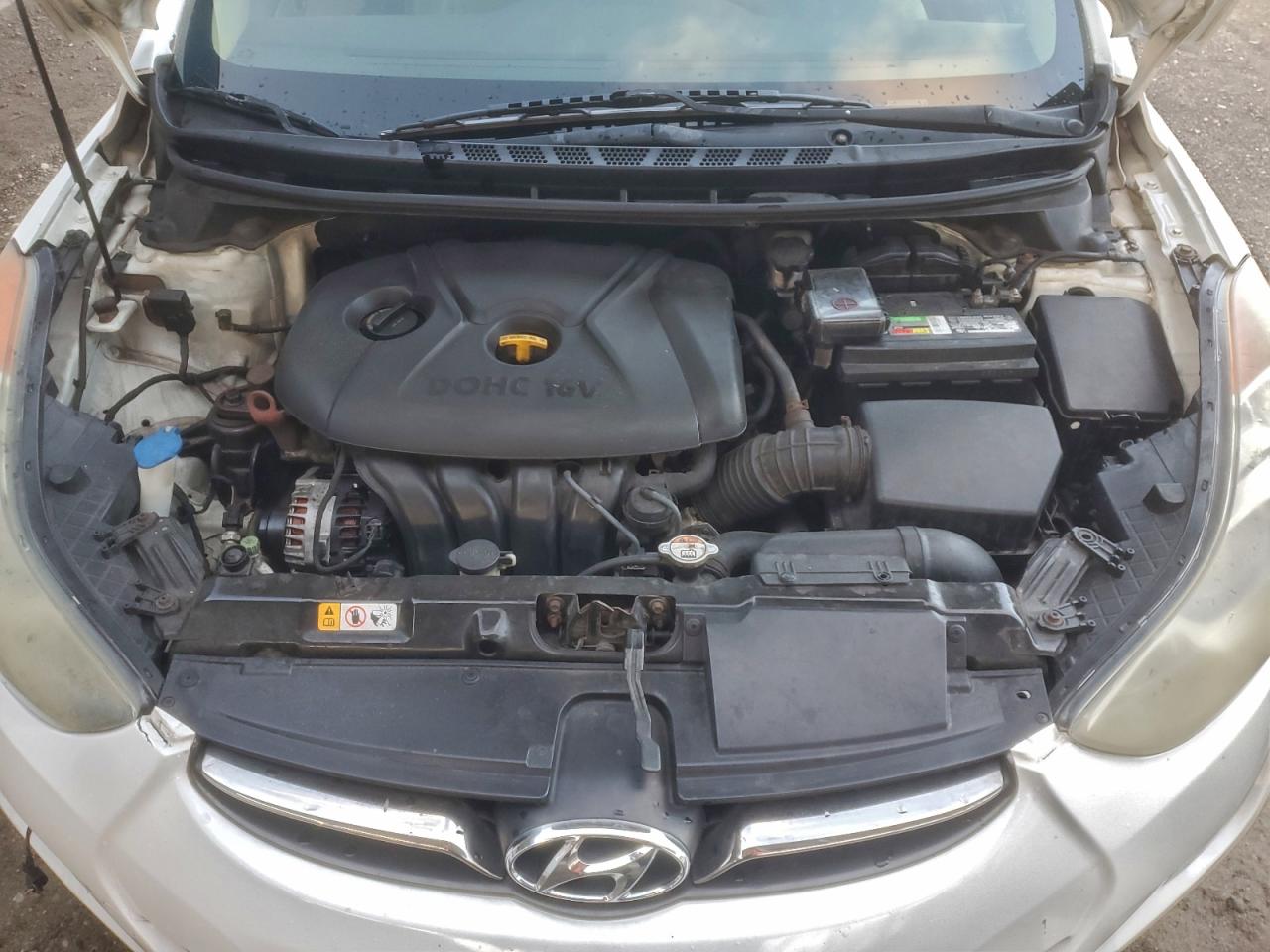 2013 HYUNDAI ELANTRA GLS photo 21