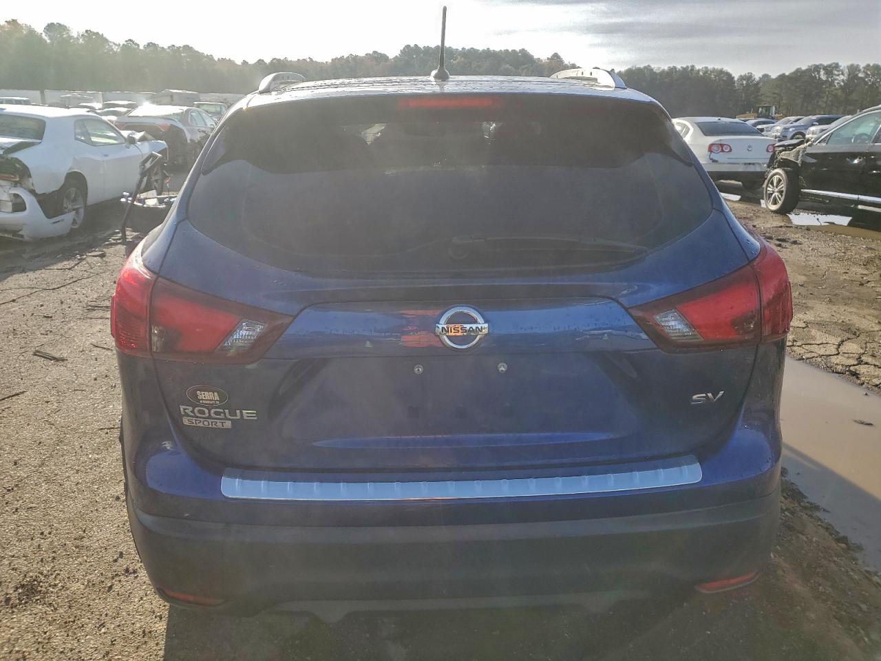 2018 NISSAN ROGUE SPORT S photo 11