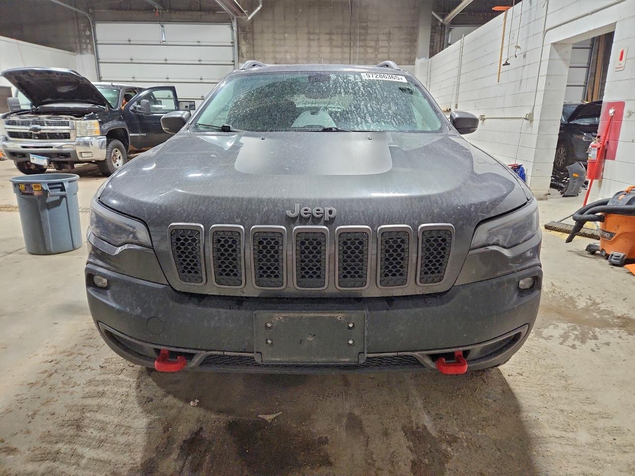2019 JEEP CHEROKEE TRAILHAWK photo 5