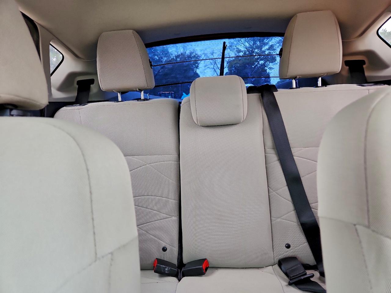 2015 FORD FIESTA SE photo 10