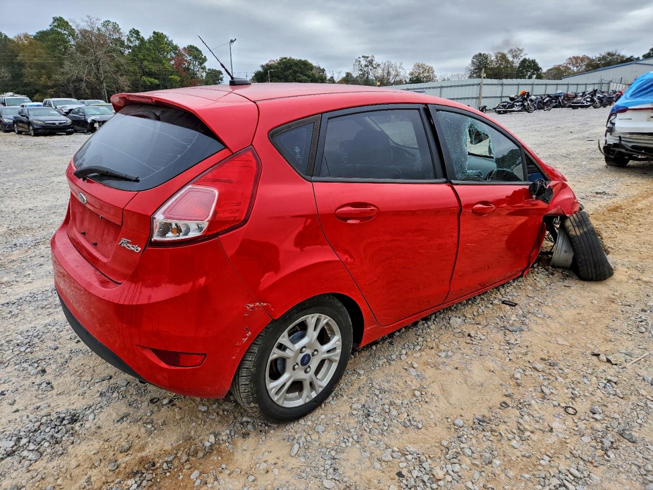 2015 FORD FIESTA SE photo 3