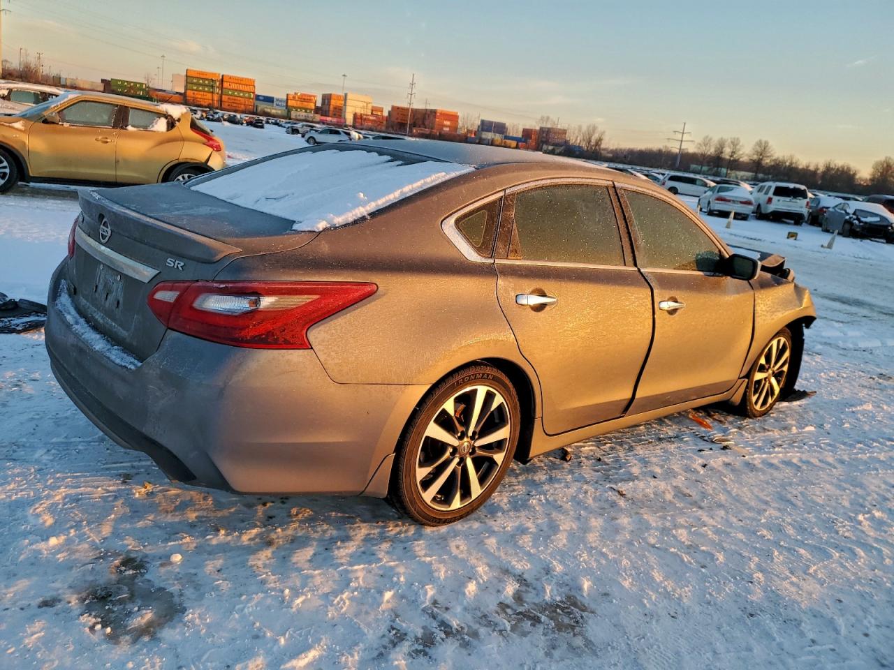 2017 NISSAN ALTIMA photo 3