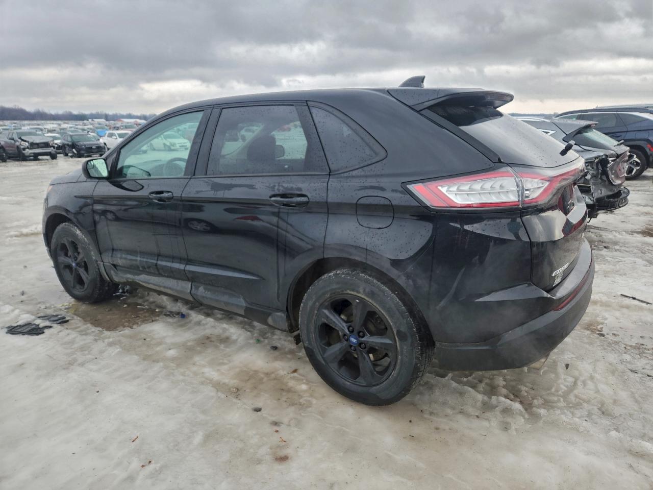 2018 FORD EDGE SE photo 2