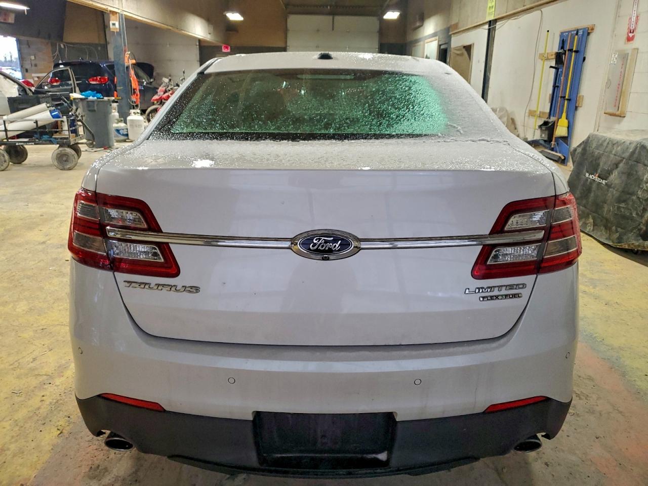 2015 FORD TAURUS LIMITED photo 6