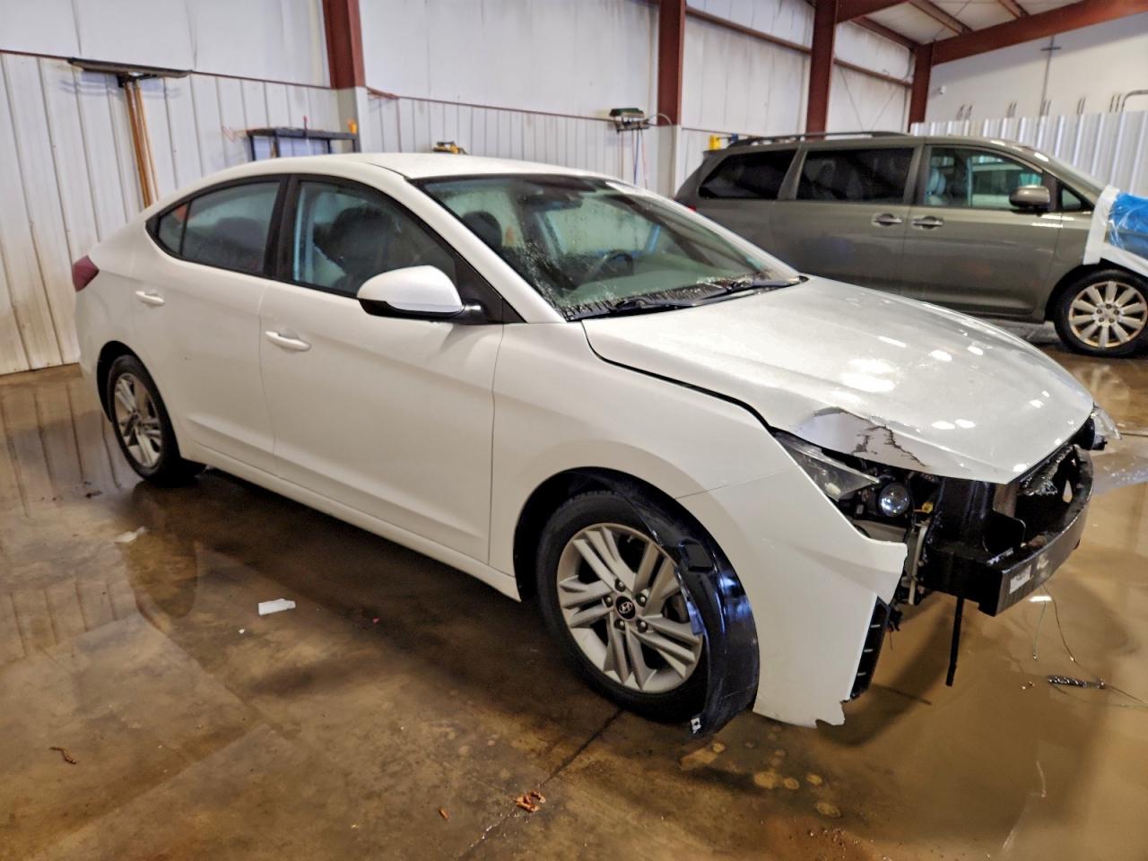 2020 HYUNDAI ELANTRA SEL photo 10