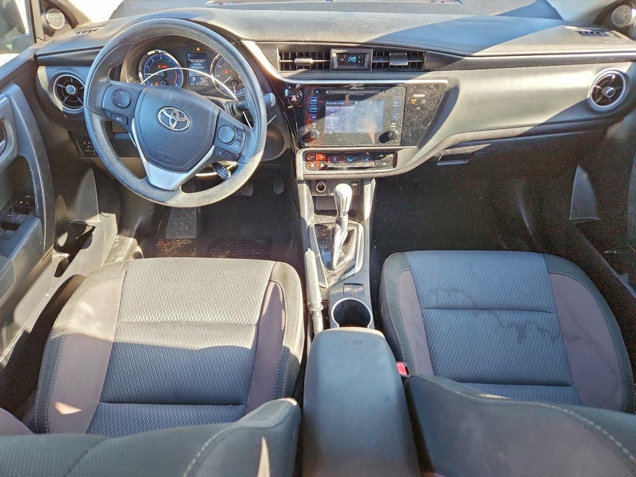 2017 TOYOTA COROLLA L photo 22